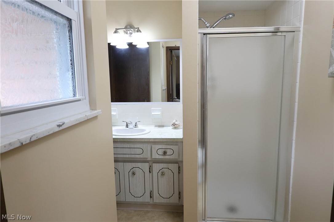 6663 Donna Rae Drive Seven Hills OH 44131