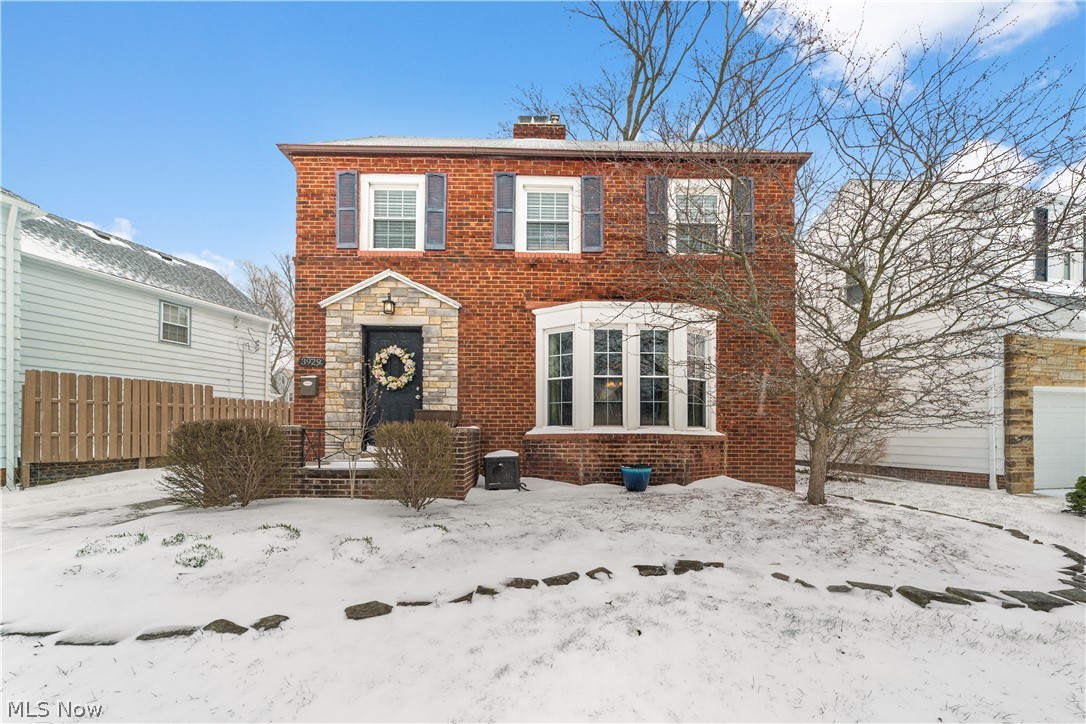 3929 Washington Boulevard University Heights OH 44118