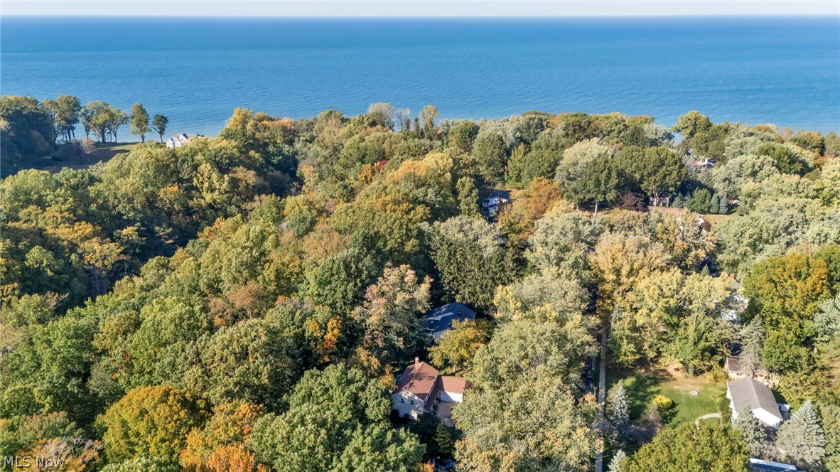 2185 Evergreen Road North Perry OH 44081