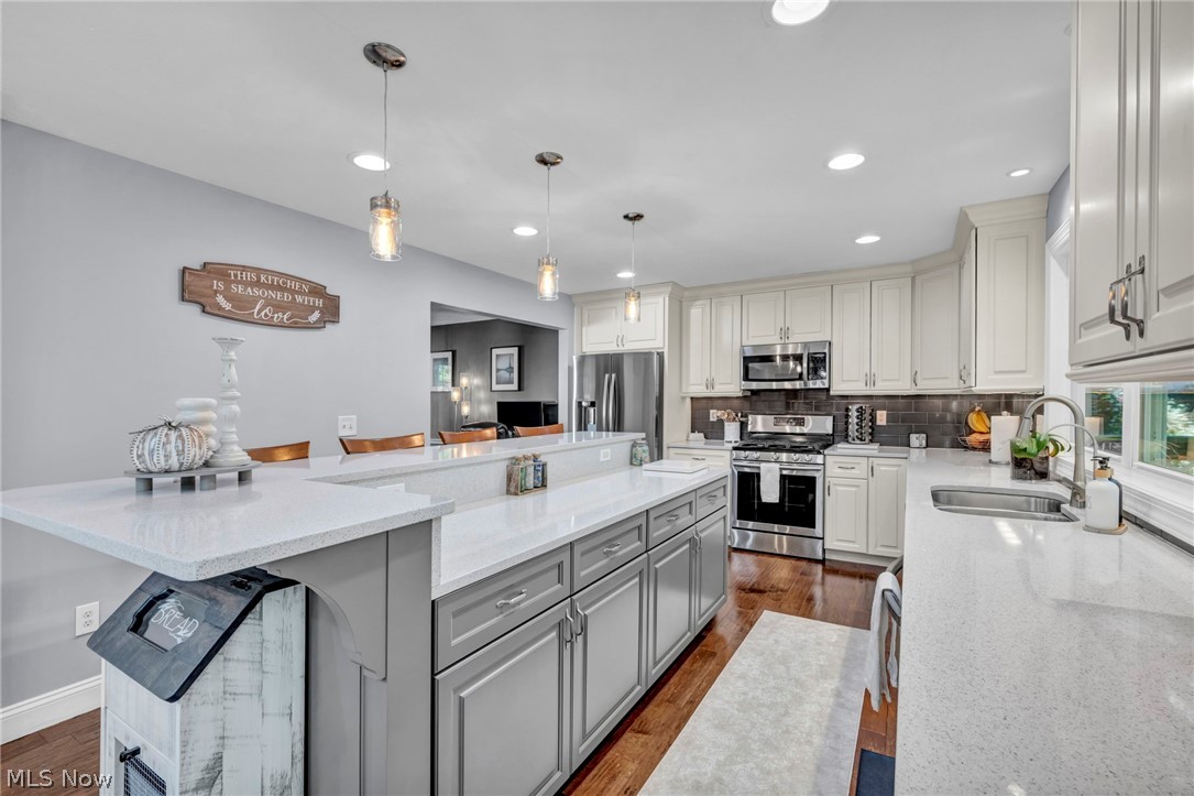 2185 Evergreen Road North Perry OH 44081