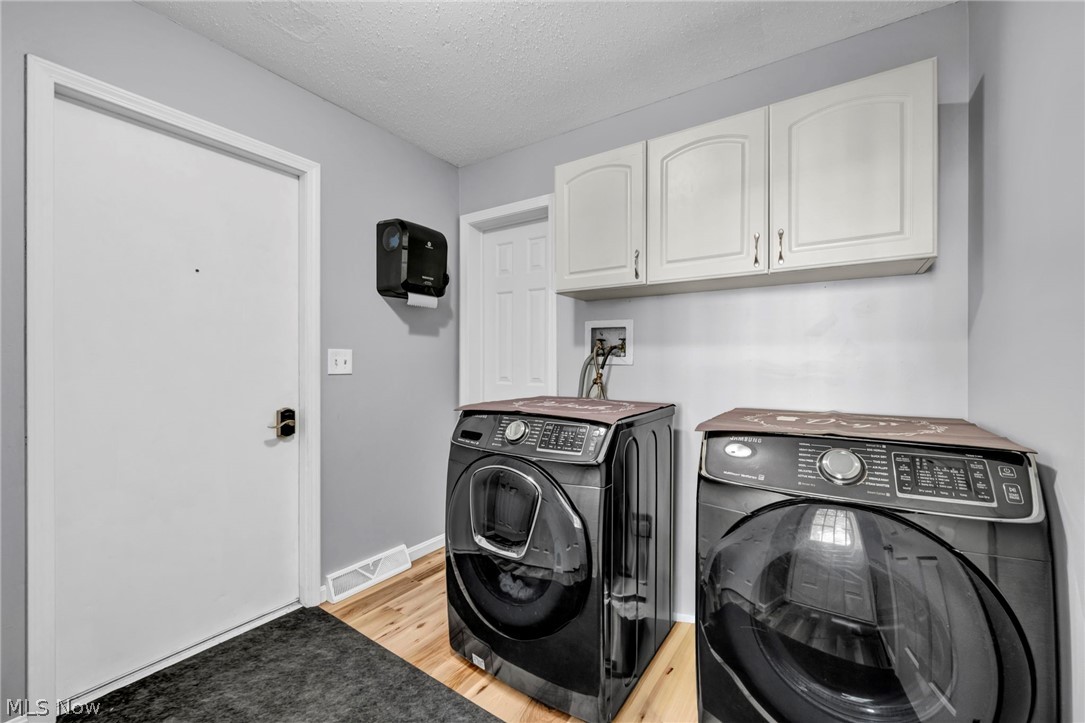 2185 Evergreen Road North Perry OH 44081