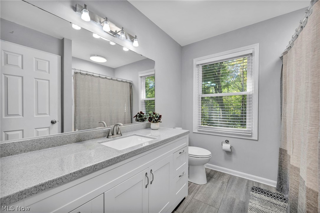 2185 Evergreen Road North Perry OH 44081