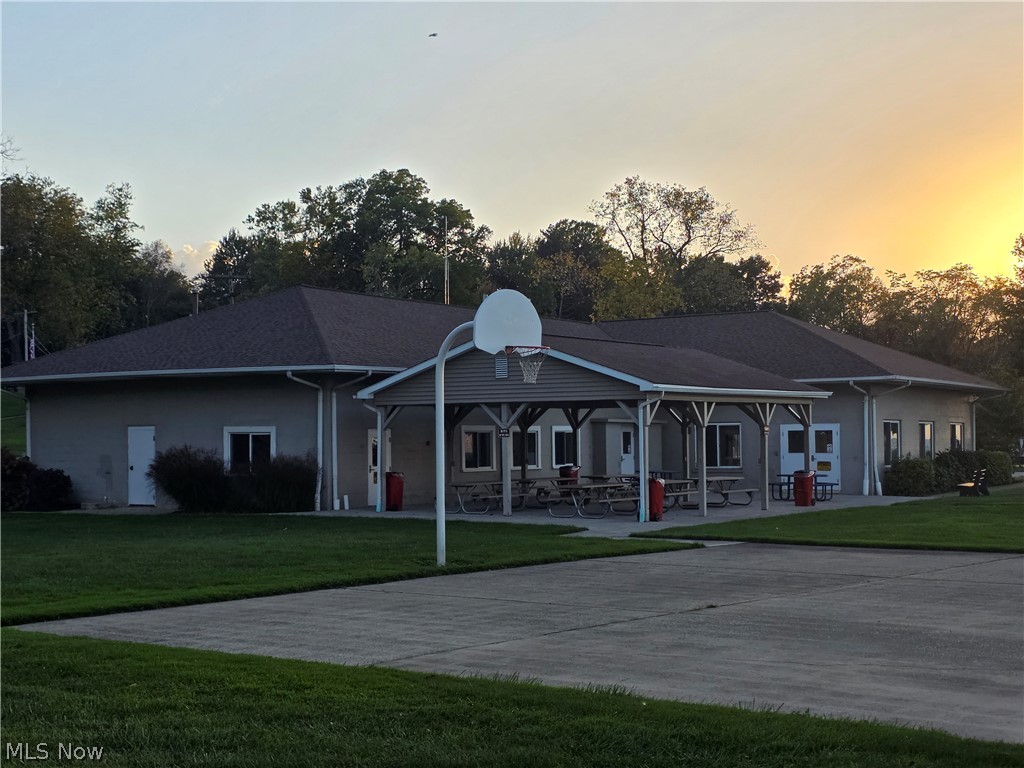 2185 Evergreen Road North Perry OH 44081