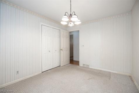 23041 Summerland Avenue North Olmsted OH 44070