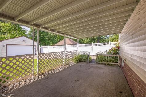 23041 Summerland Avenue North Olmsted OH 44070