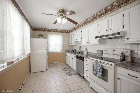 23041 Summerland Avenue North Olmsted OH 44070