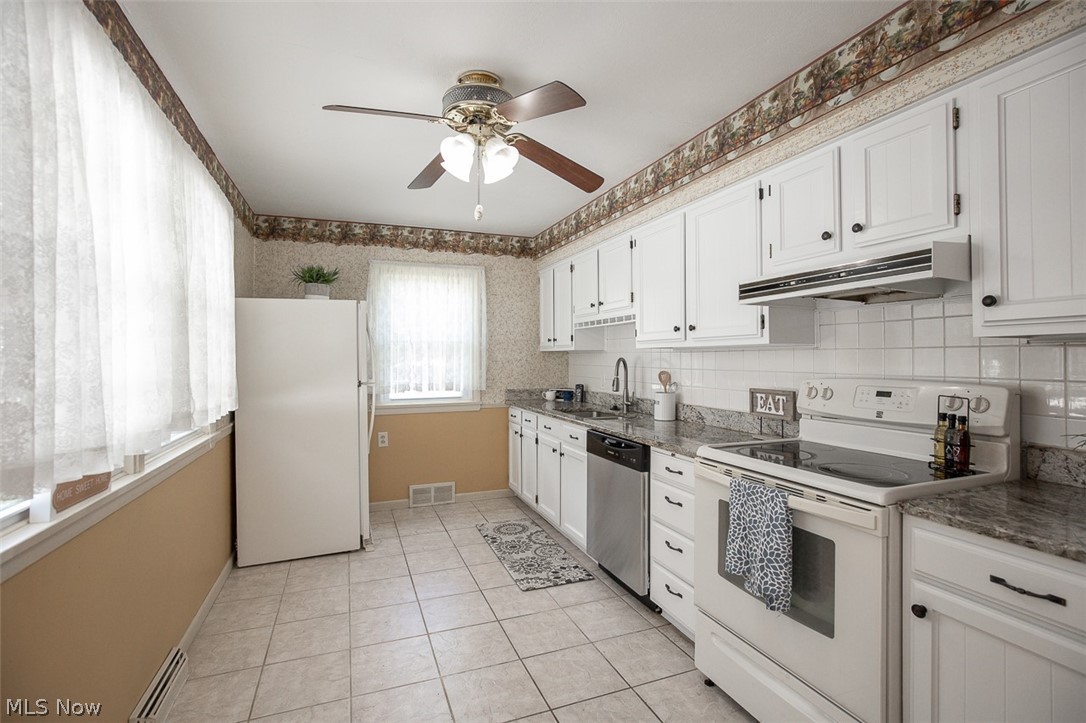 23041 Summerland Avenue North Olmsted OH 44070