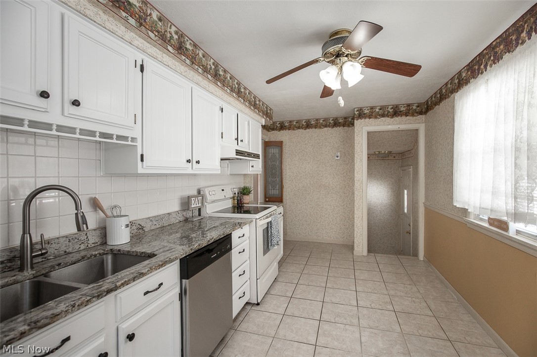 23041 Summerland Avenue North Olmsted OH 44070