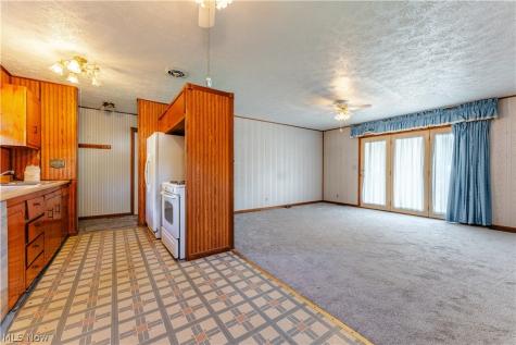 830 Standish Circle NW Massillon OH 44647