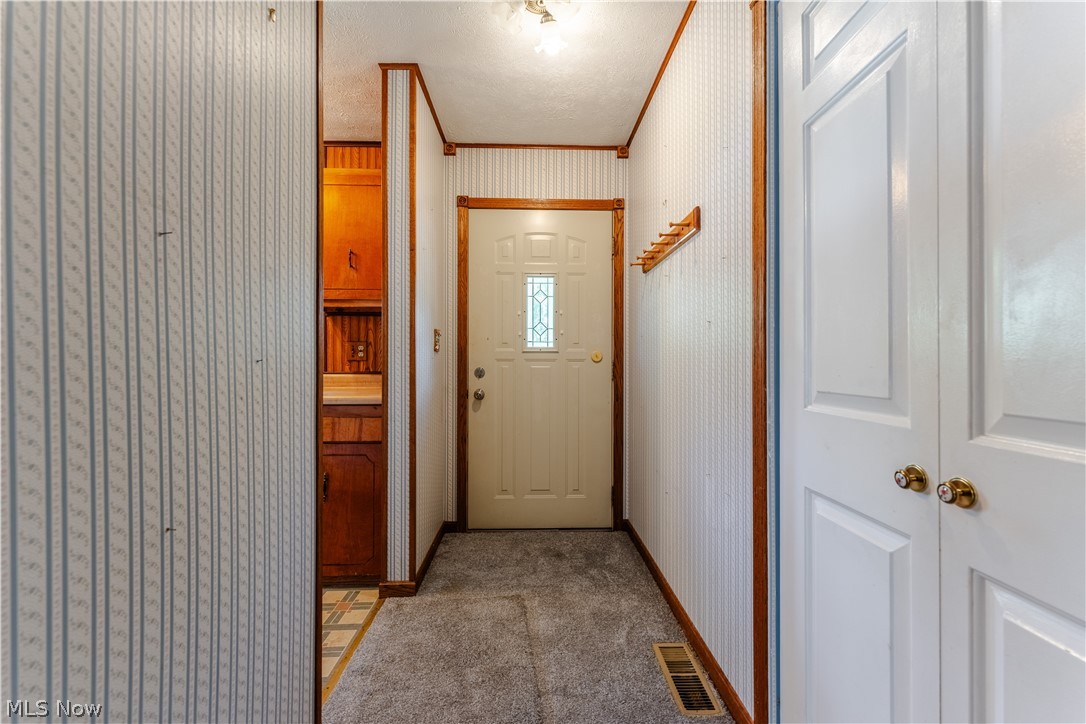 830 Standish Circle NW Massillon OH 44647