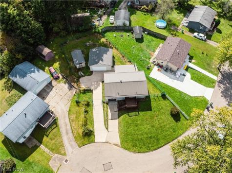830 Standish Circle NW Massillon OH 44647