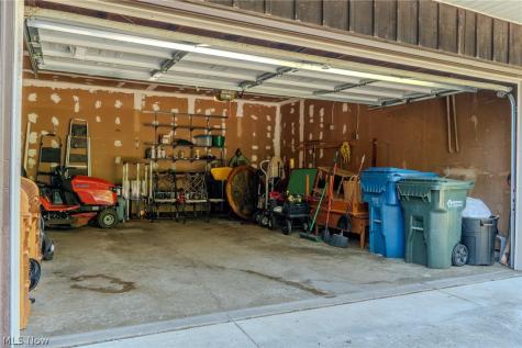 2848 Pressler Road Uniontown OH 44685