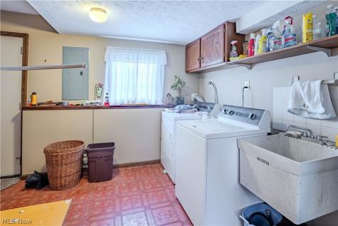 13431 Olde Orchard Road Strongsville OH 44136