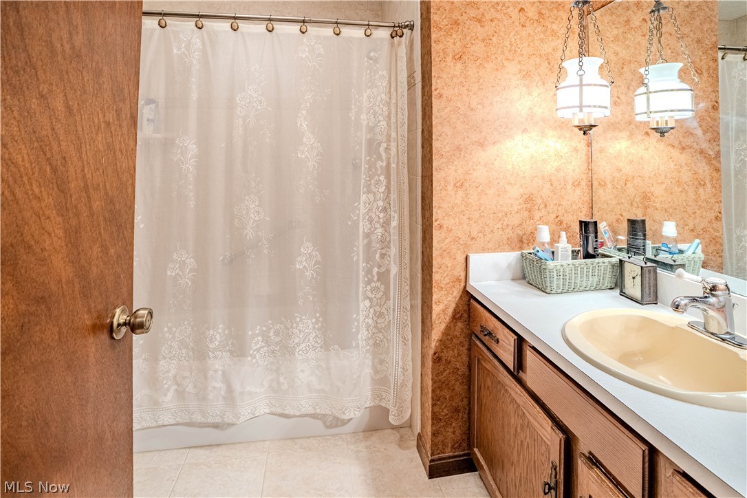13431 Olde Orchard Road Strongsville OH 44136