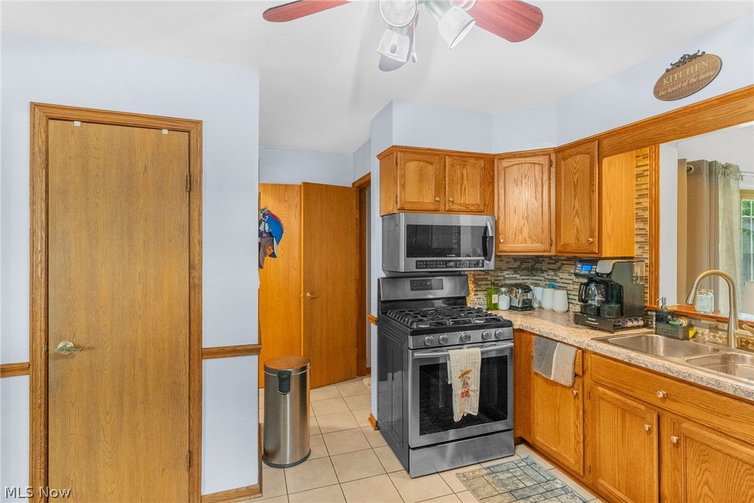 142 S Navarre Avenue Austintown OH 44515