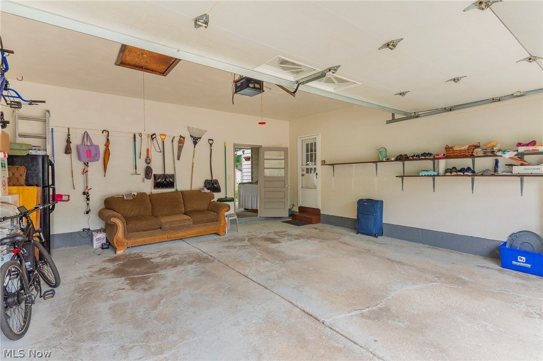 142 S Navarre Avenue Austintown OH 44515