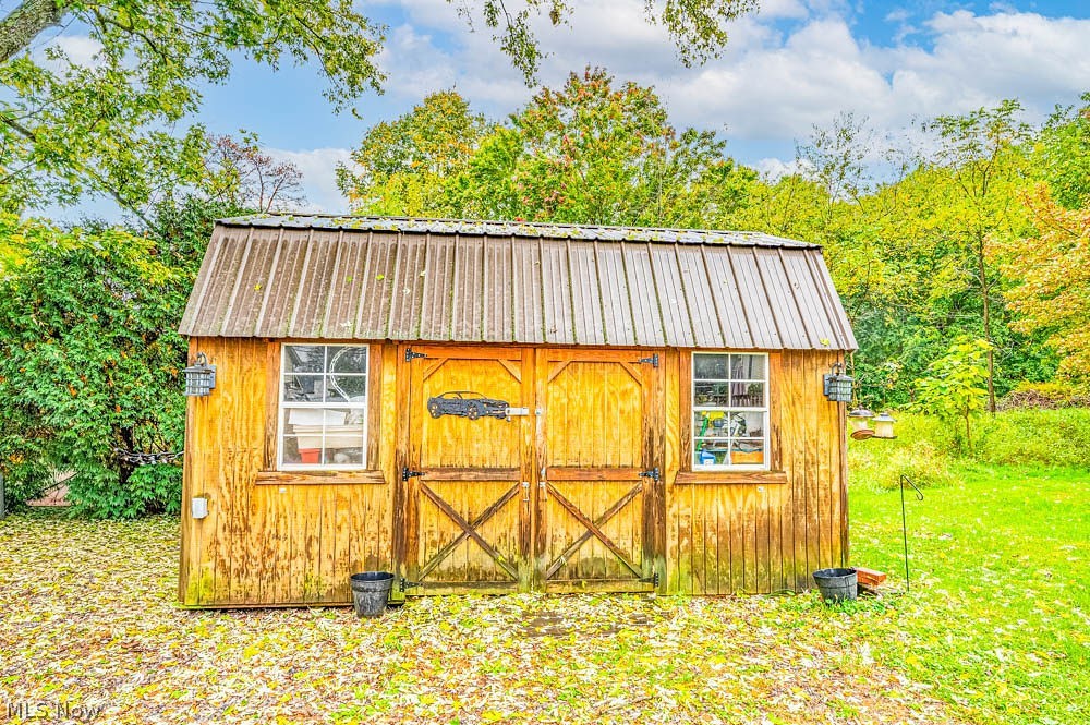 836 Newgarden Avenue Salem OH 44460