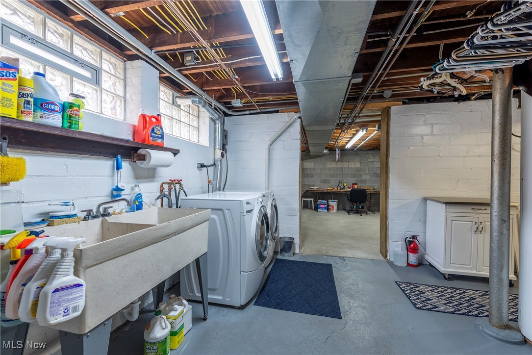 4811 Ardmore Avenue Cleveland OH 44144