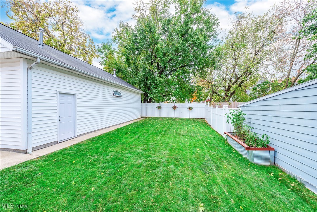 4811 Ardmore Avenue Cleveland OH 44144