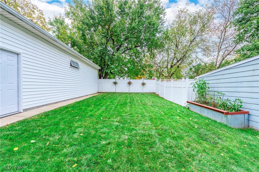 4811 Ardmore Avenue Cleveland OH 44144