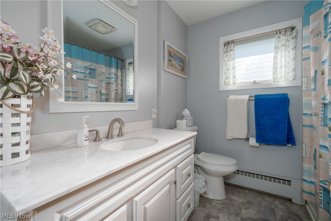 13791 Amodio Avenue NW Uniontown OH 44685