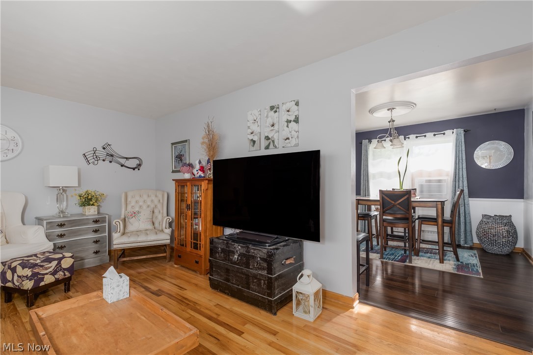 13791 Amodio Avenue NW Uniontown OH 44685