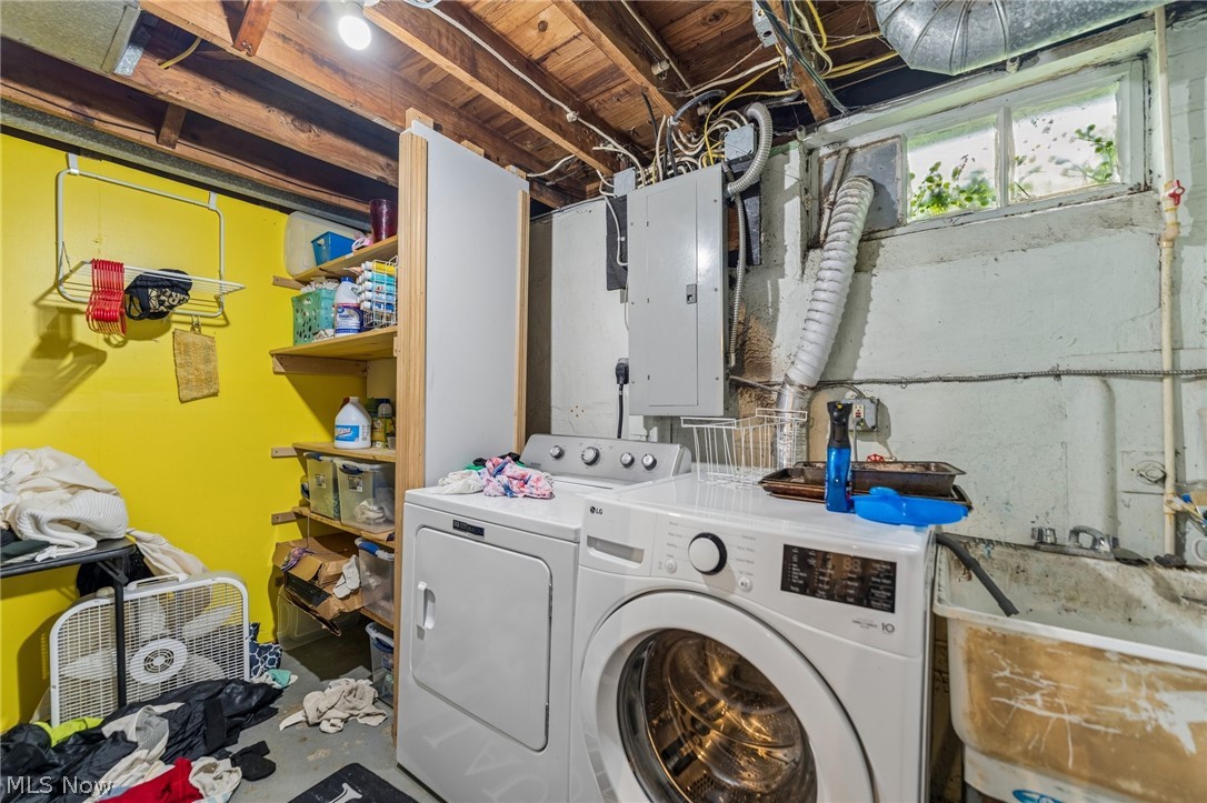 1344 Manatee Avenue Madison OH 44057