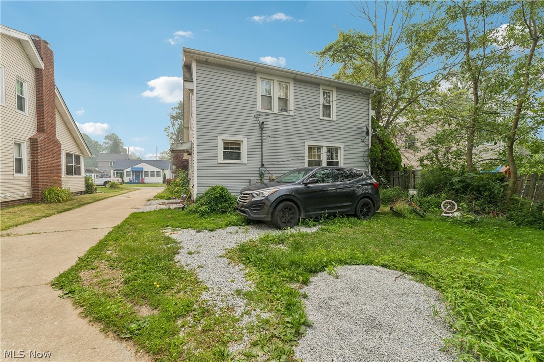 1344 Manatee Avenue Madison OH 44057