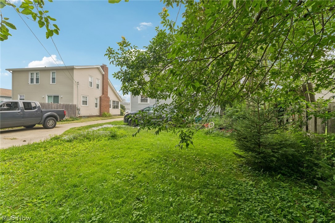 1344 Manatee Avenue Madison OH 44057