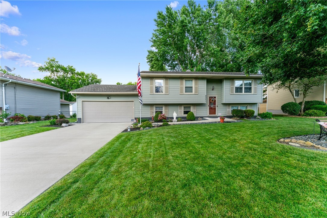 2371 Penny Lane Austintown OH 44515