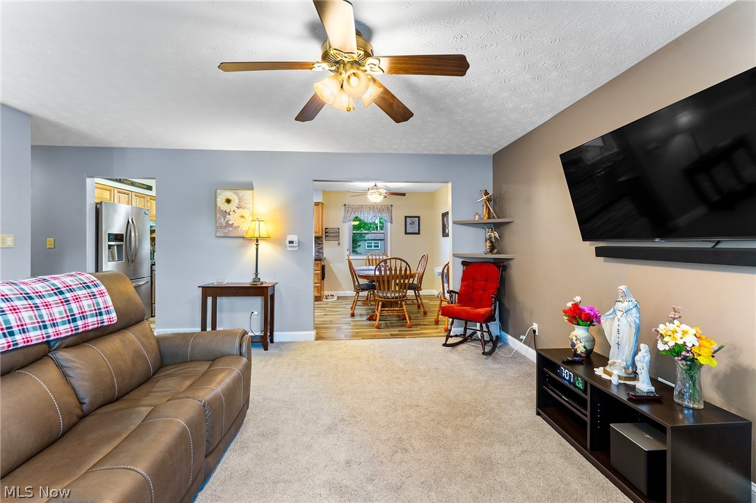 2371 Penny Lane Austintown OH 44515