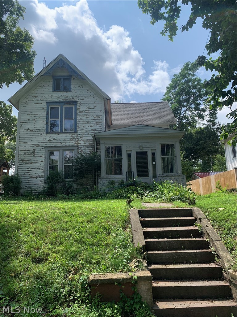 334 State Street Leetonia OH 44431