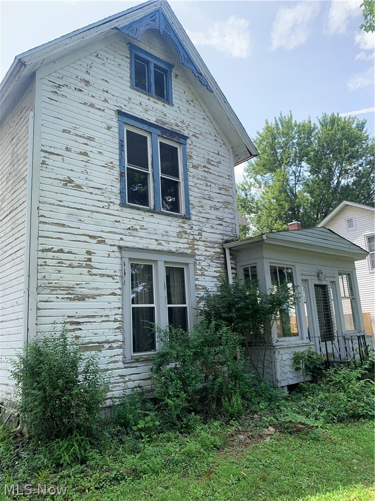 334 State Street Leetonia OH 44431