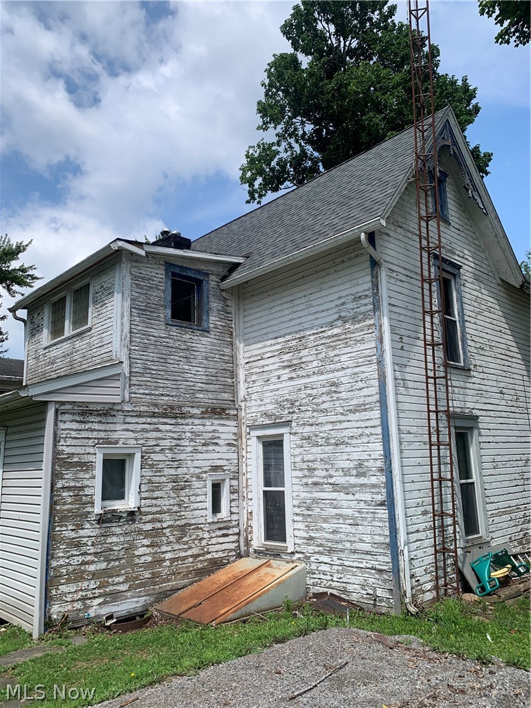 334 State Street Leetonia OH 44431