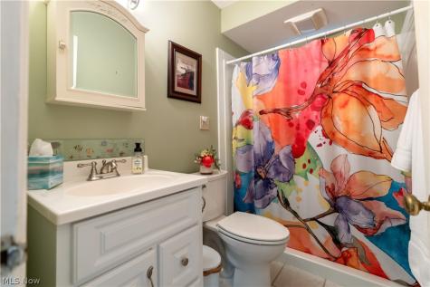 2256 Bailey Road Cuyahoga Falls OH 44221