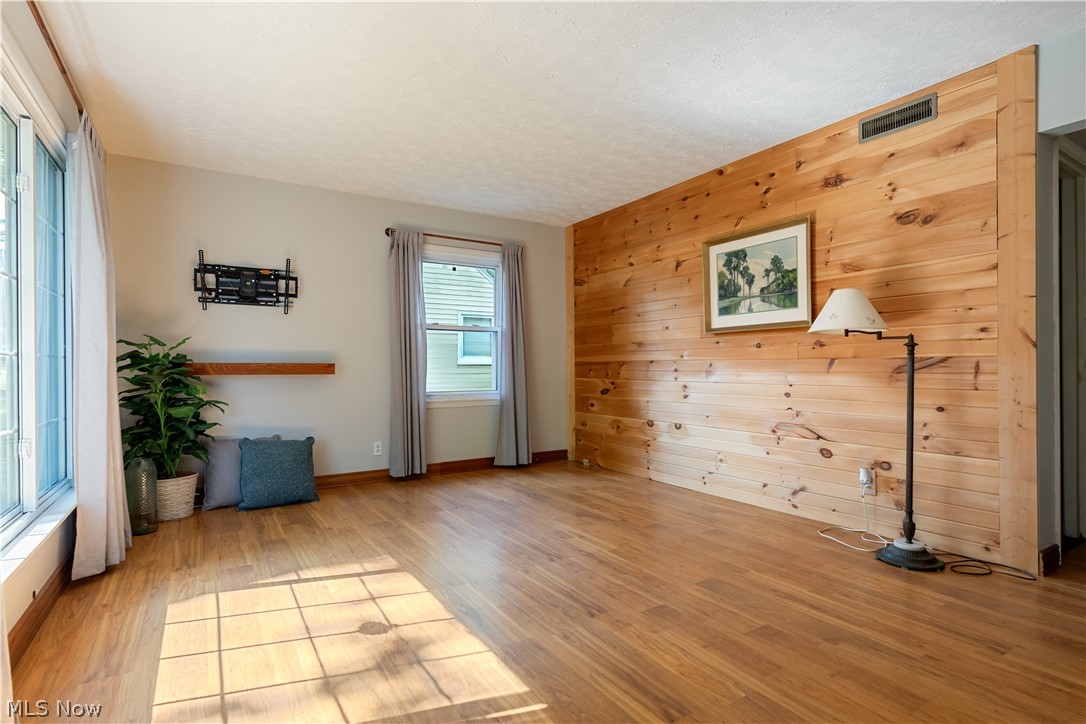2256 Bailey Road Cuyahoga Falls OH 44221