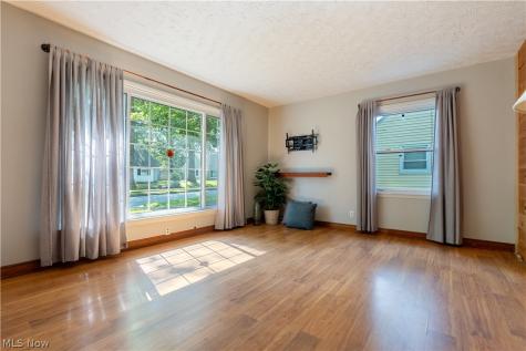 2256 Bailey Road Cuyahoga Falls OH 44221