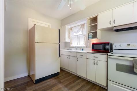 2256 Bailey Road Cuyahoga Falls OH 44221