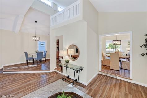 4586 E Berwald Road South Euclid OH 44121