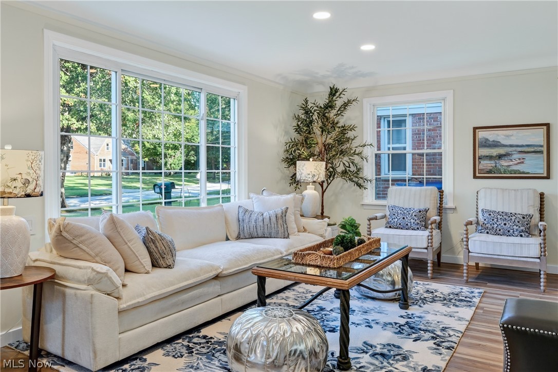 4586 E Berwald Road South Euclid OH 44121