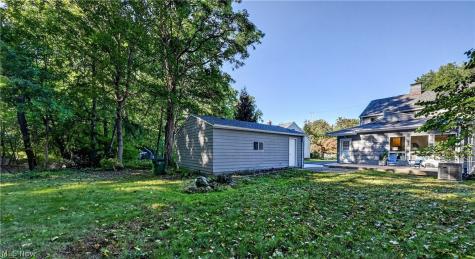 4586 E Berwald Road South Euclid OH 44121