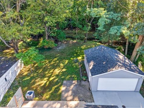 4586 E Berwald Road South Euclid OH 44121