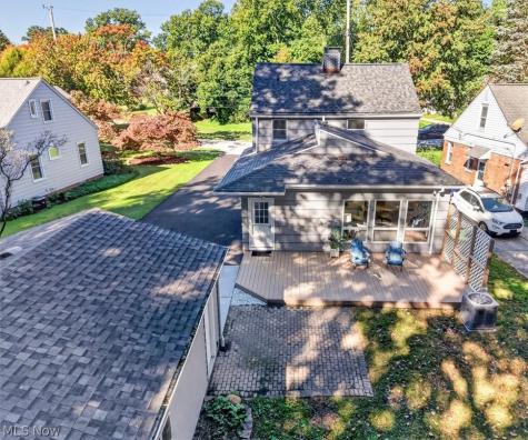 4586 E Berwald Road South Euclid OH 44121