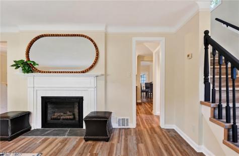 4586 E Berwald Road South Euclid OH 44121
