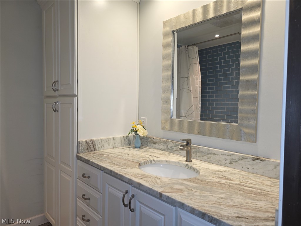 2868 Shade Road Bath OH 44333