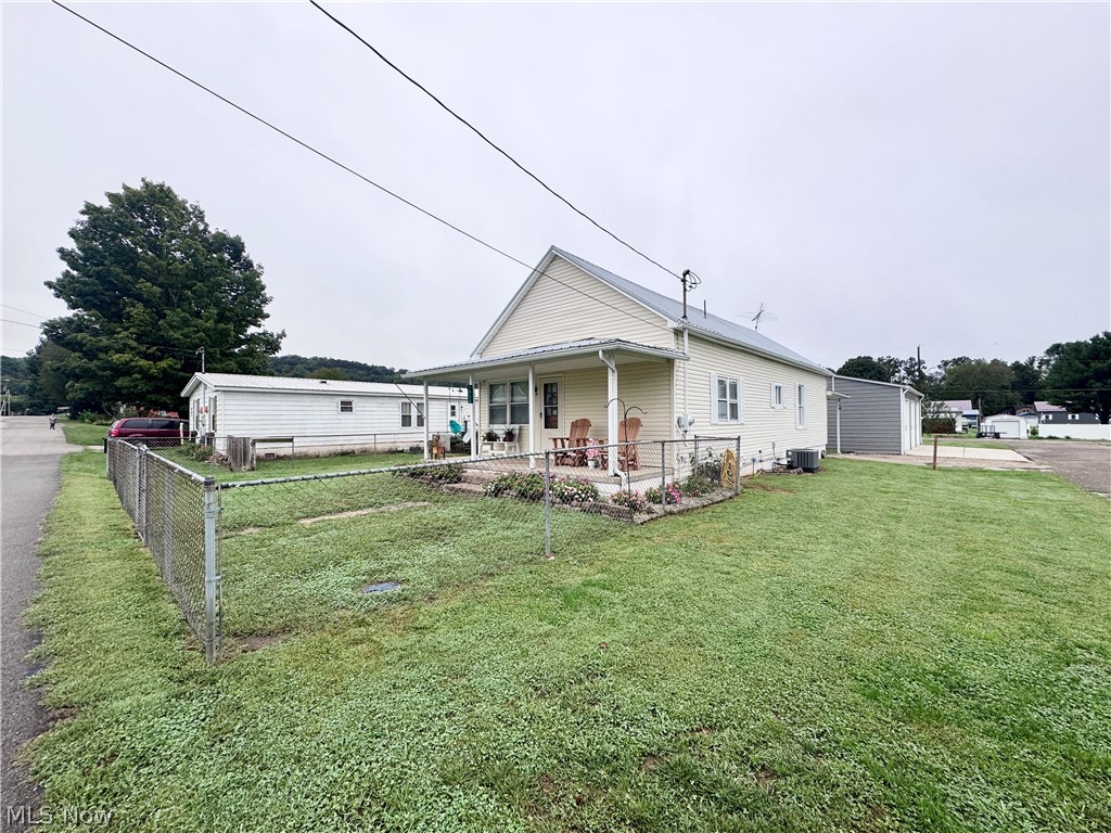 1820 North Street Stockport OH 43787