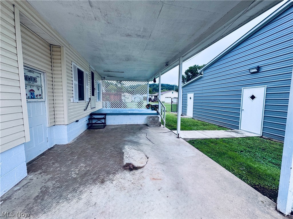 1820 North Street Stockport OH 43787
