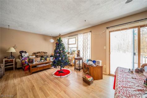 1990 Short Road Thompson OH 44086