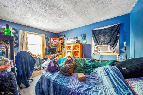 1990 Short Road Thompson OH 44086