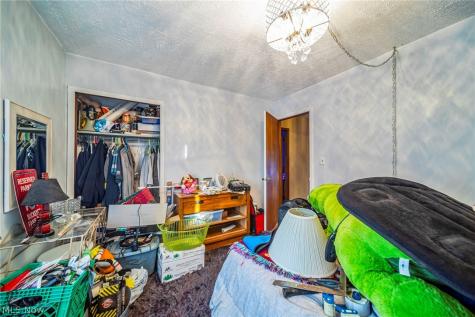 1990 Short Road Thompson OH 44086